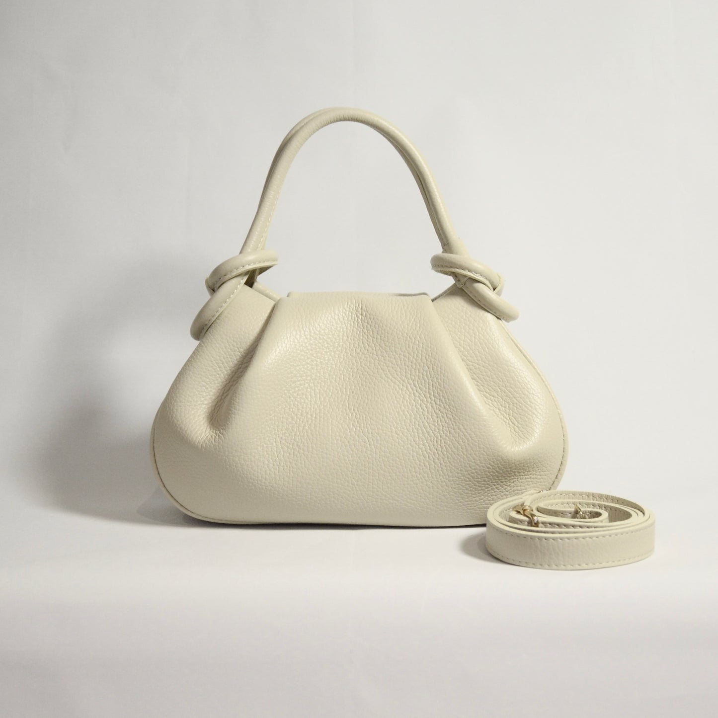 BORSA ELVA CON TRACOLLA IN VERA PELLE MARTELLATA