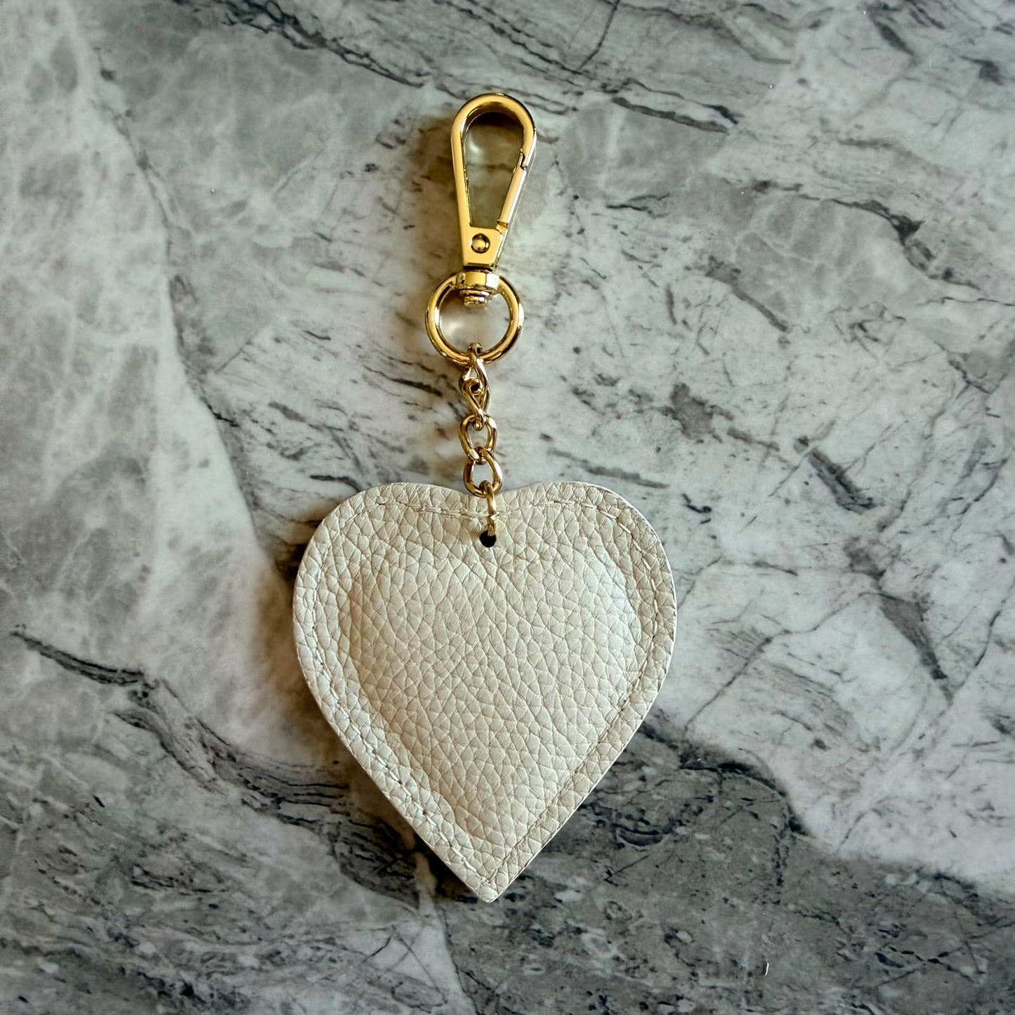 Charm Cuore in Vera Pelle – Made in Italy