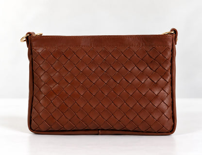 CLUTCH INTRECCIATA IN VERA PELLE