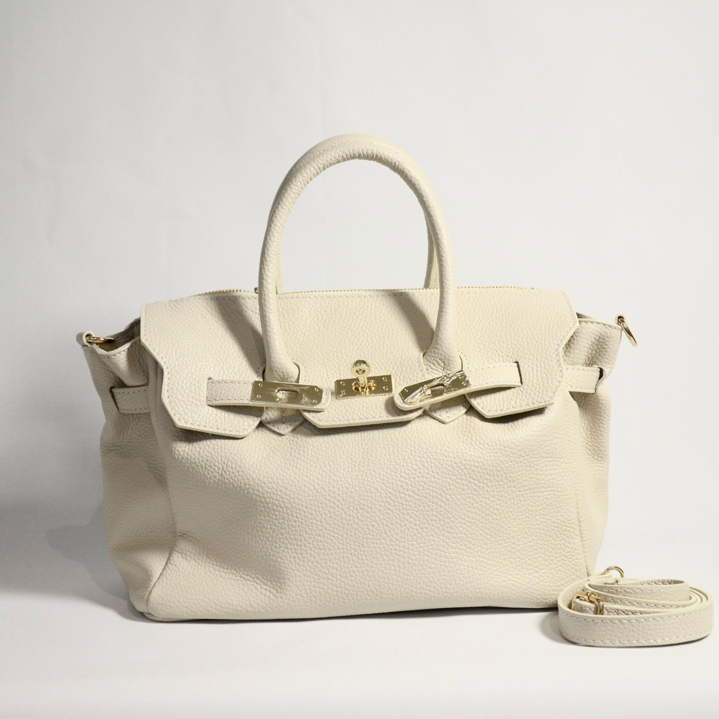 BORSA KAREN