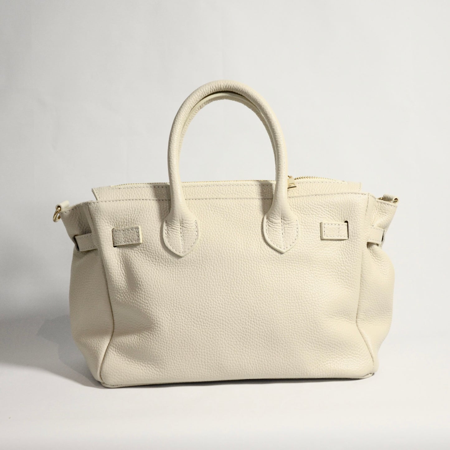 BORSA KAREN