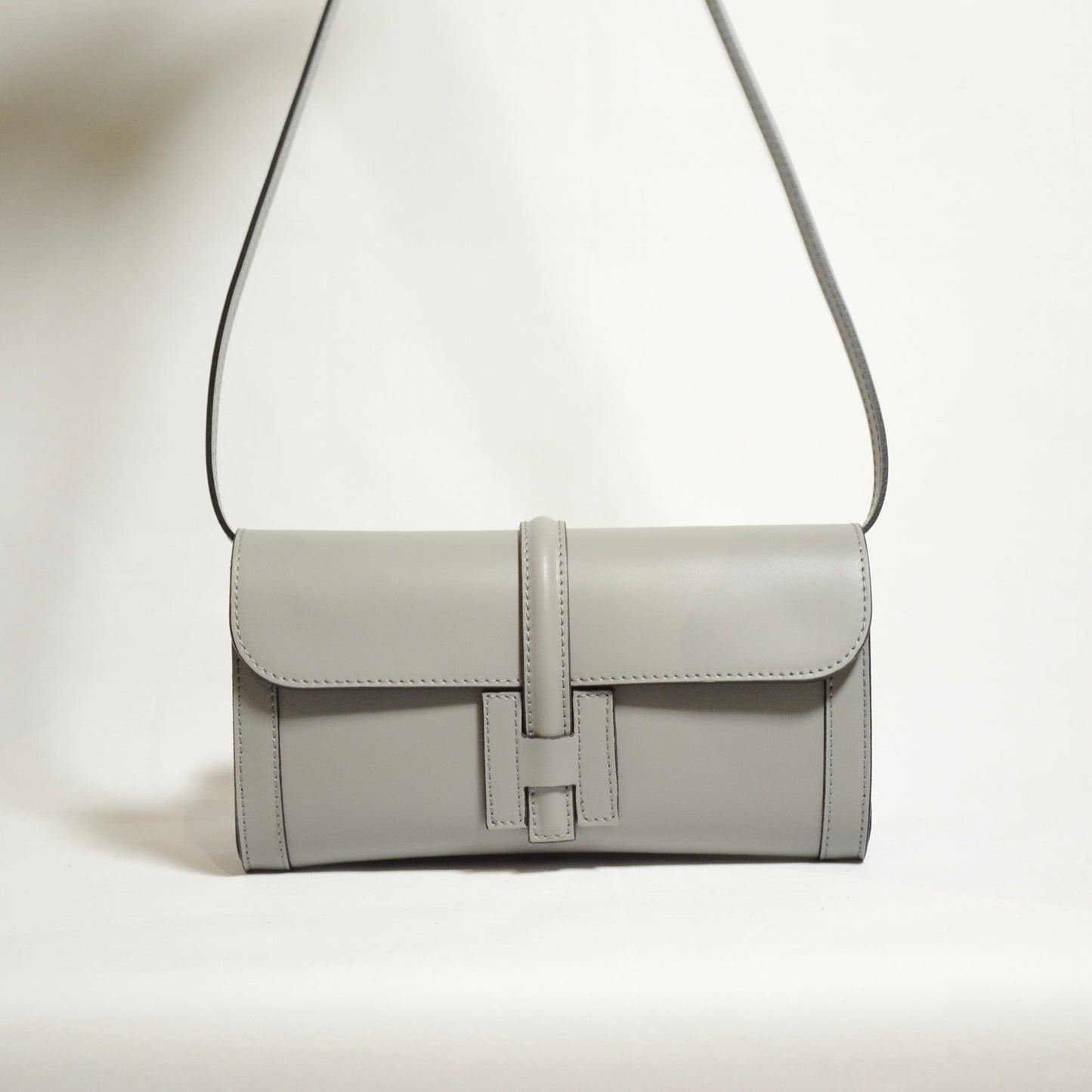 BORSA ARYA