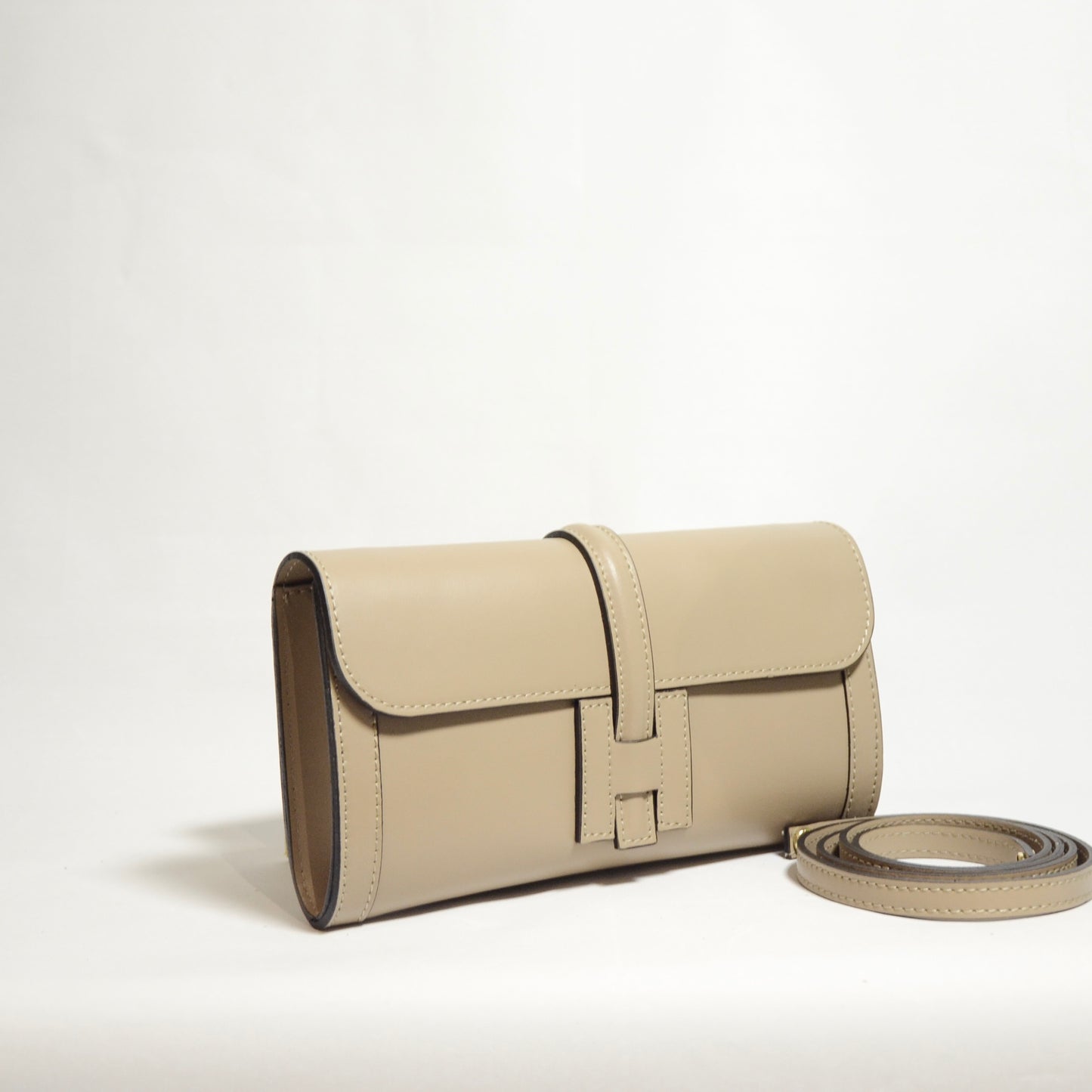 BORSA ARYA