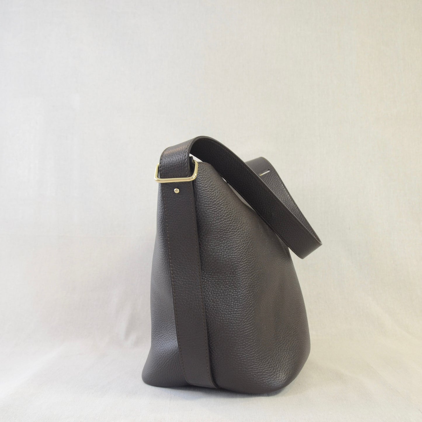 BORSA BUCKETT