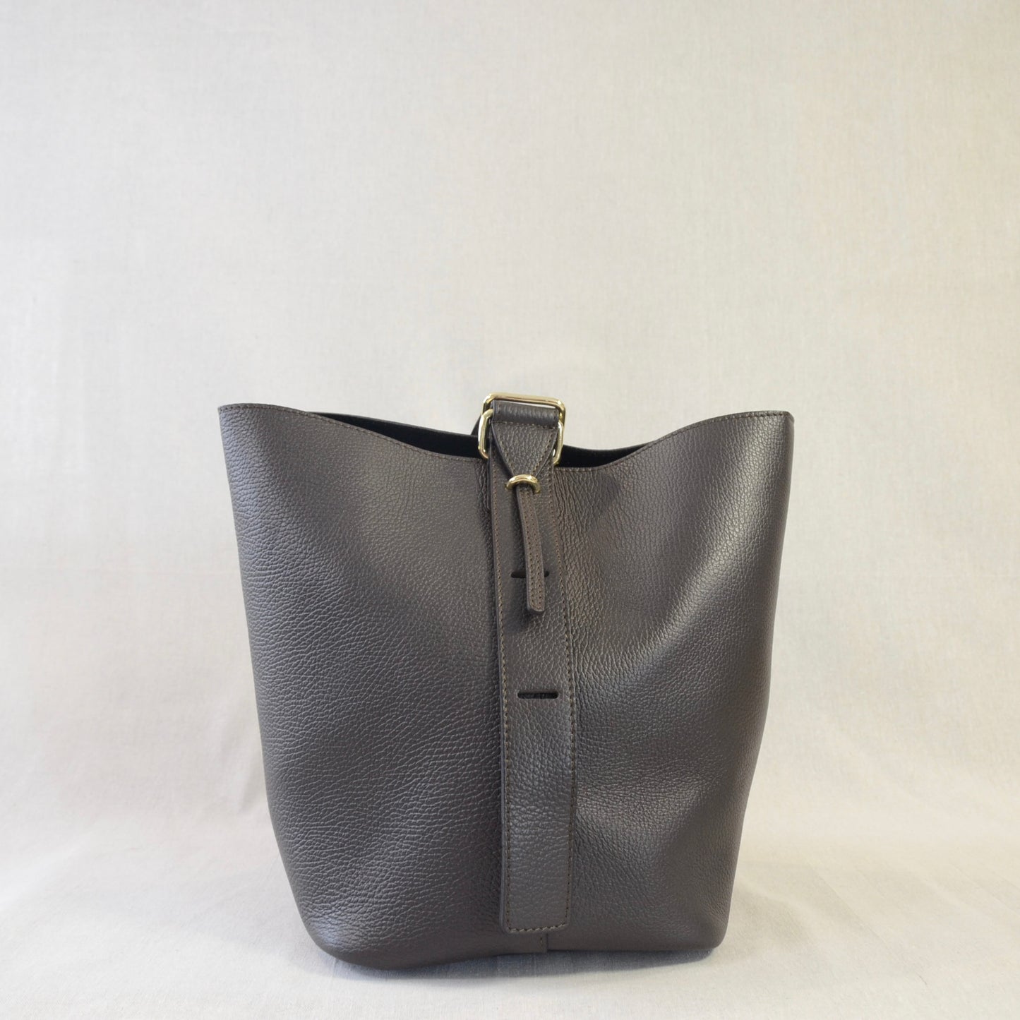 BORSA BUCKETT
