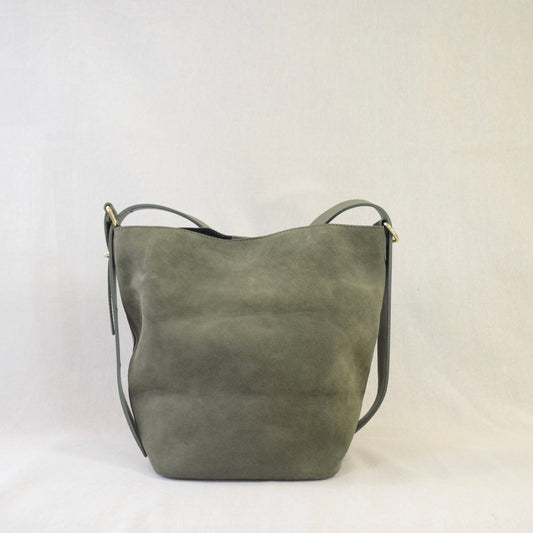 BUCKET BAG IN CAMOSCIO