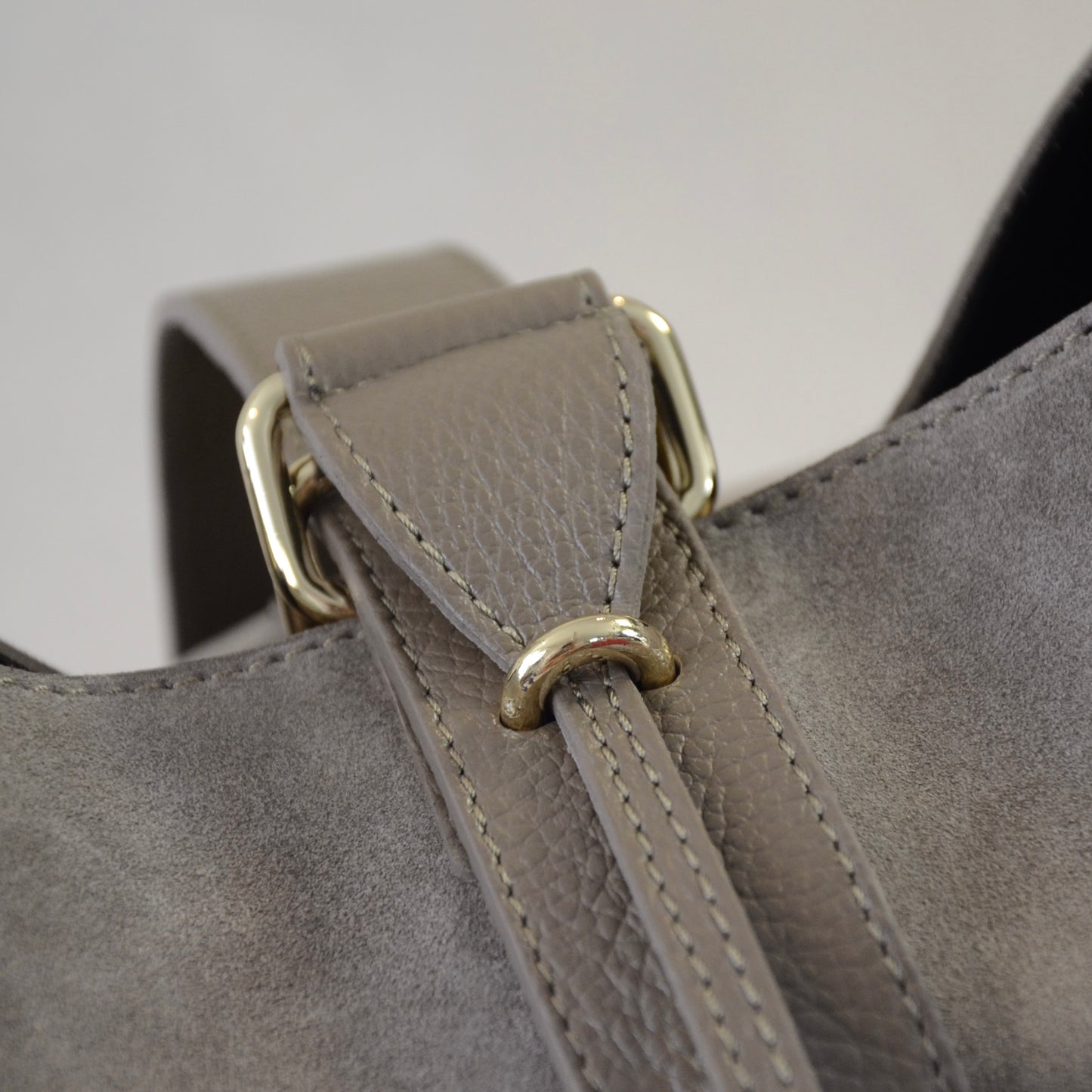 BORSA BUCKETT Camoscio