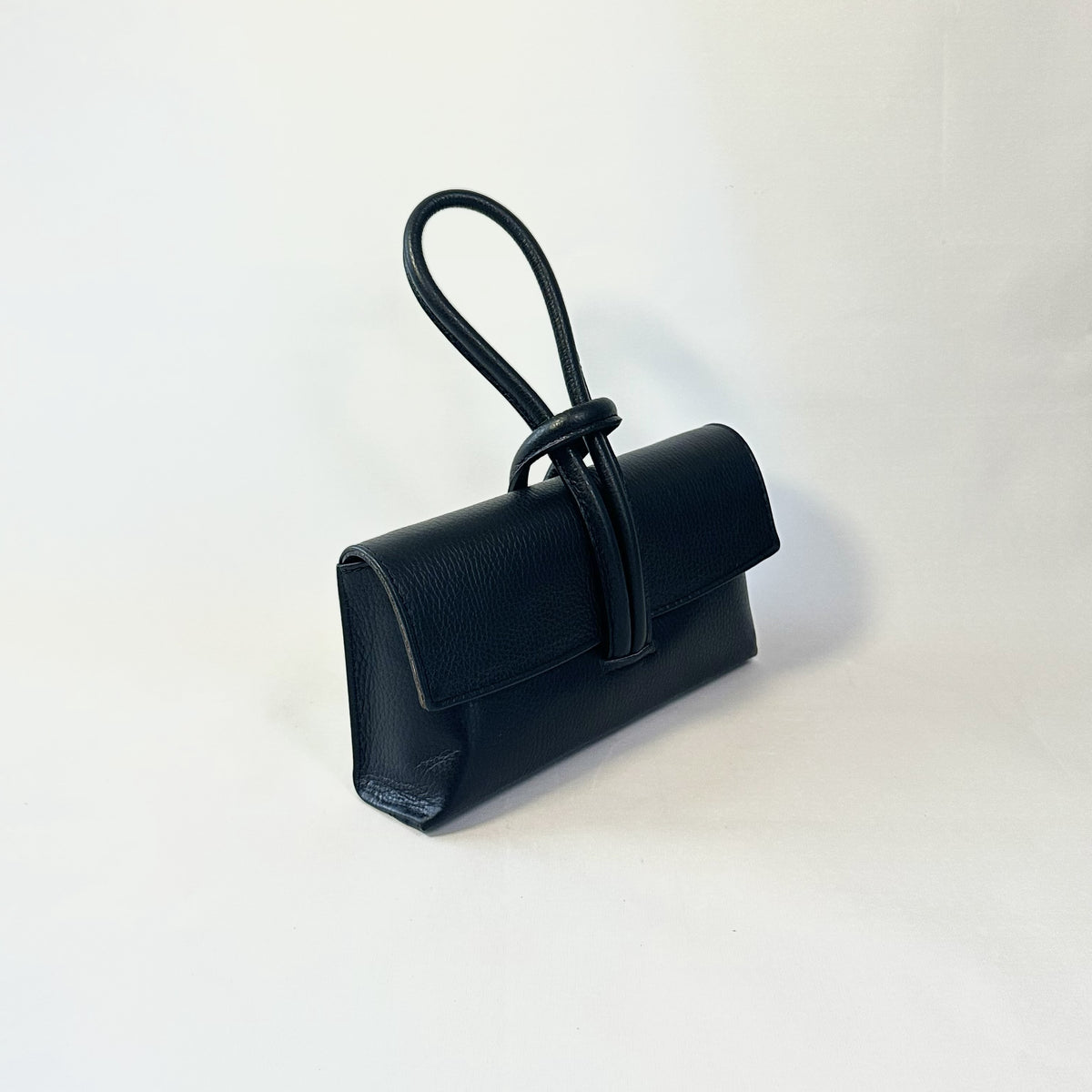 BORSA JINNIE