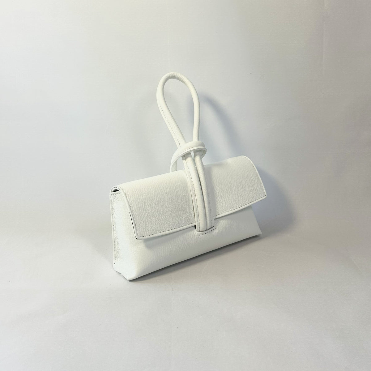 BORSA JINNIE