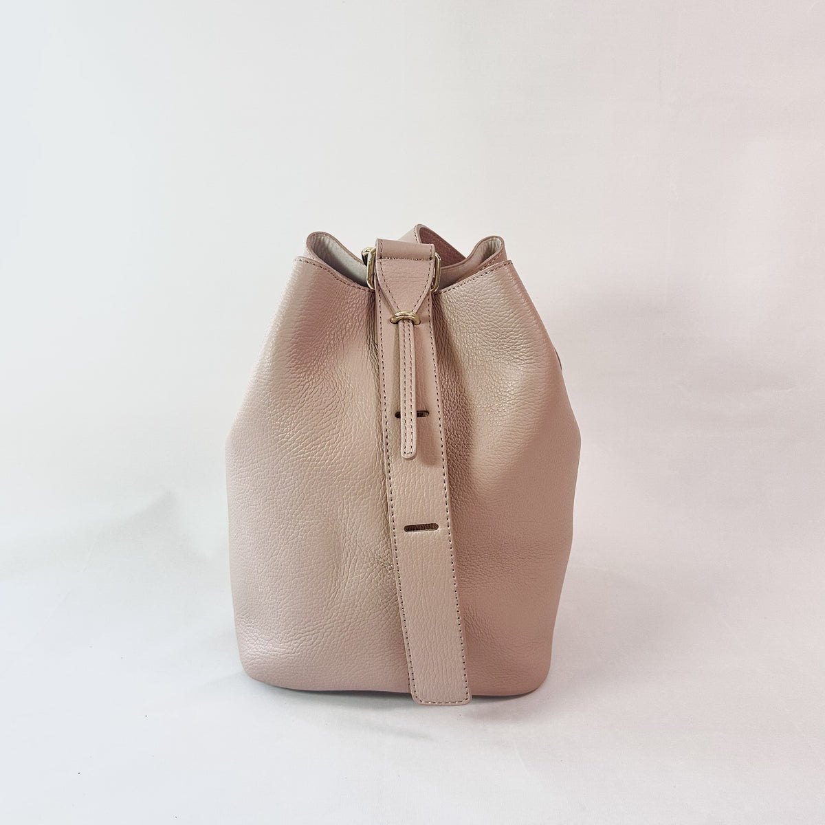 BUCKET BAG