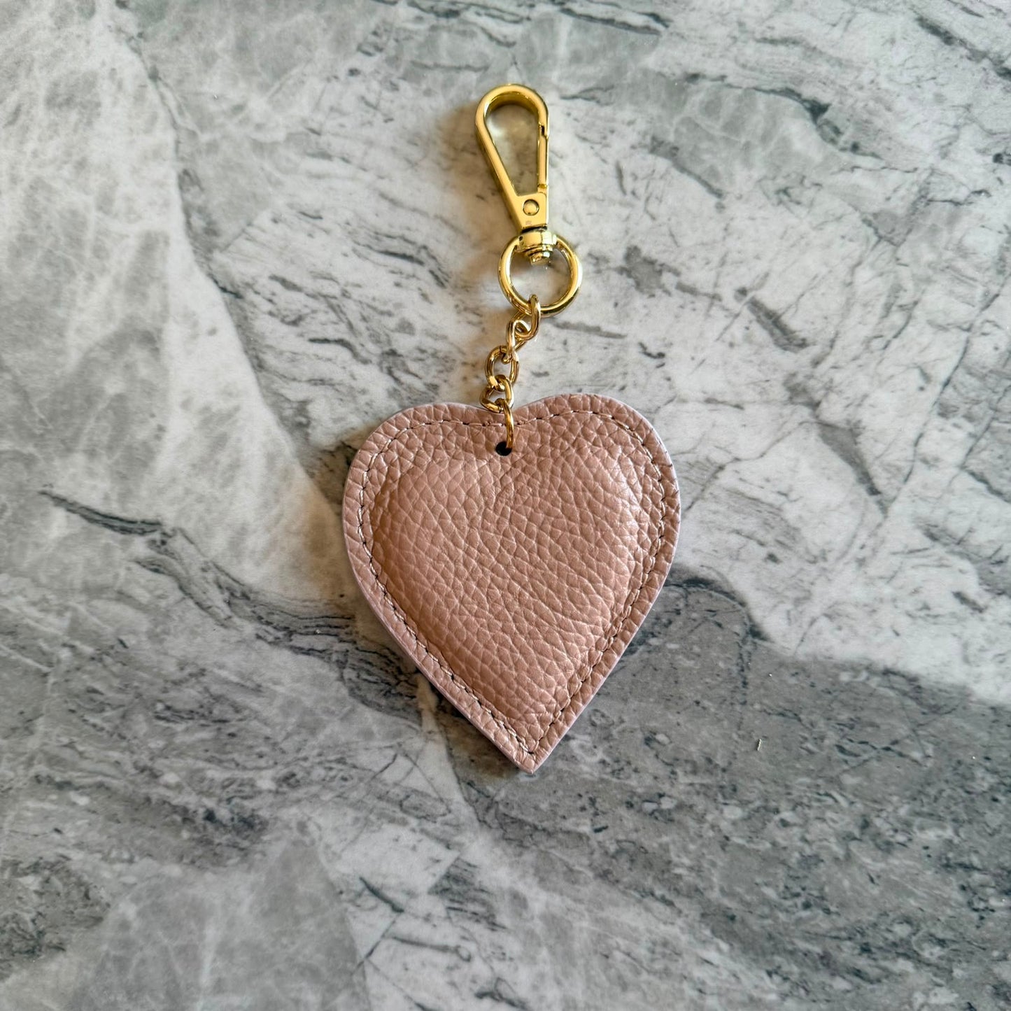 Charm Cuore in Vera Pelle – Made in Italy