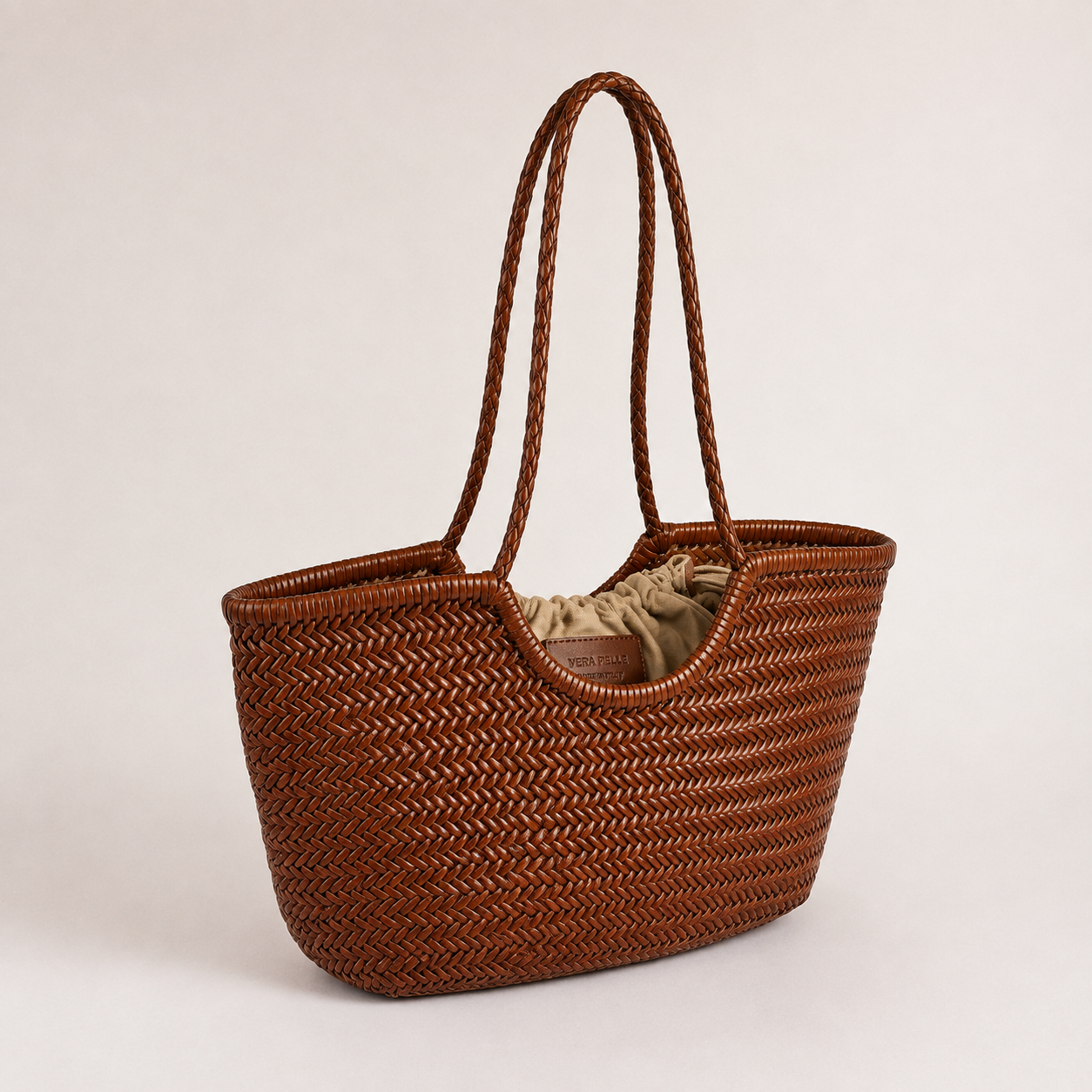 BORSA INTRECCIATA AGHATA GRANDE IN VERA PELLE
